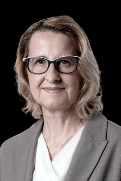Mgr. Jana Majzlíková